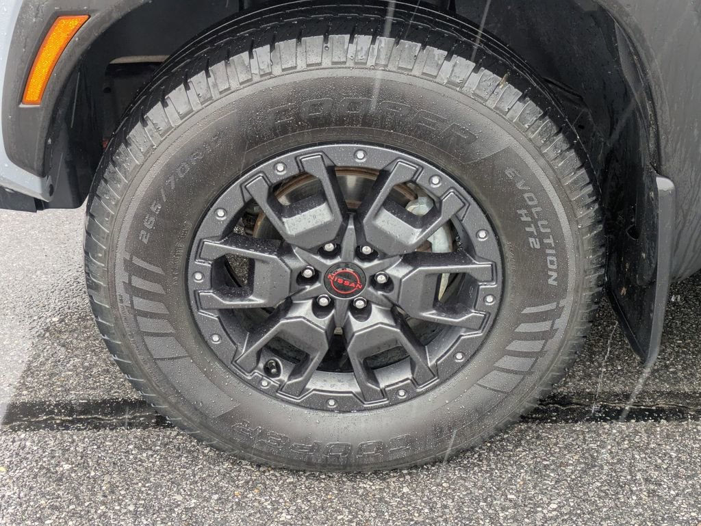 Used 2022 Nissan Frontier PRO-4X w/ Pro-4X Premium Package image 11