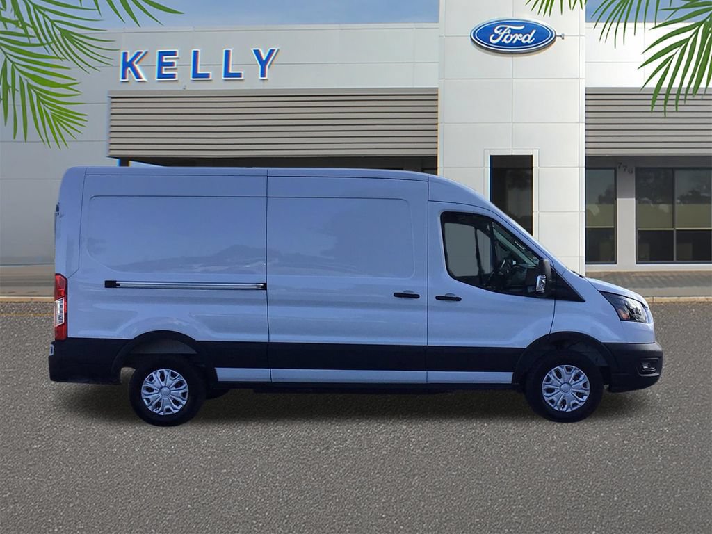 New 2025 Ford E-Transit 148 Medium Roof w/ Load Area Protection Package RWD image 4