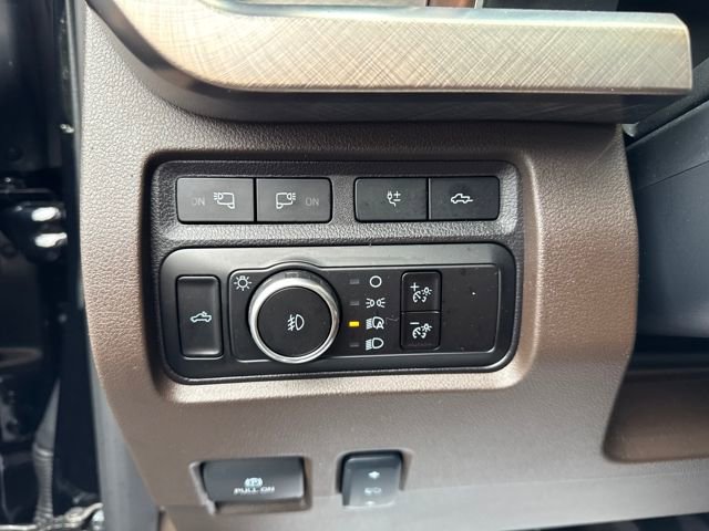 Used 2024 Ford F250 King Ranch image 31