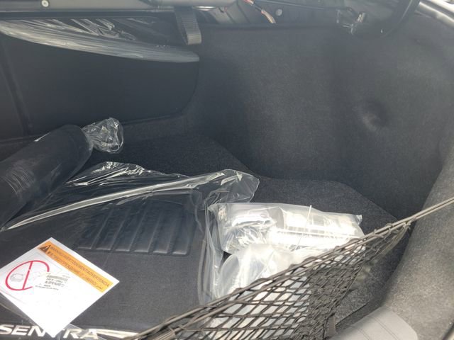 New 2025 Nissan Sentra SR w/ Midnight Edition image 37