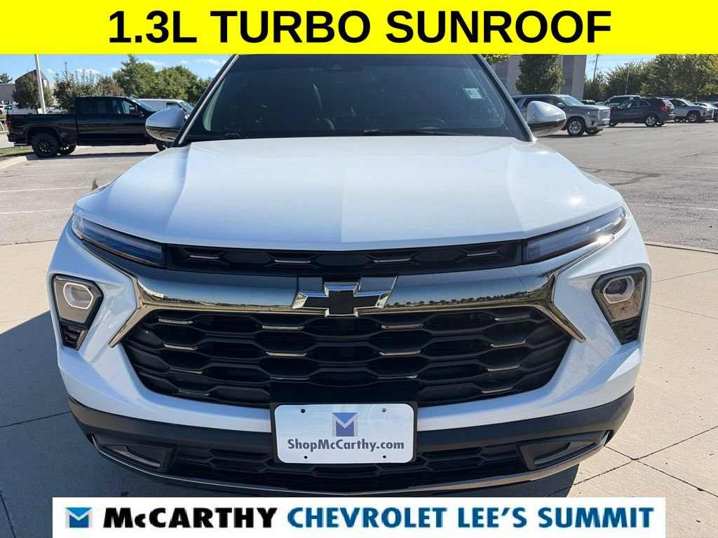 Used 2024 Chevrolet TrailBlazer ACTIV w/ Convenience Package AWD/4WD image 3