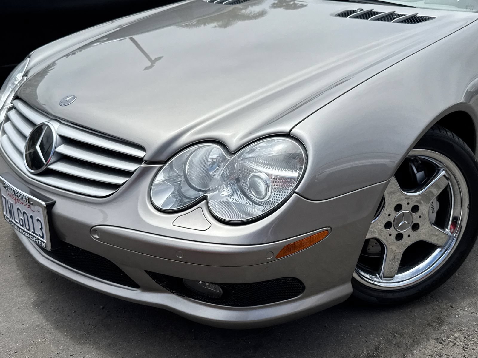 Used 2005 Mercedes-Benz SL 55 AMG image 2