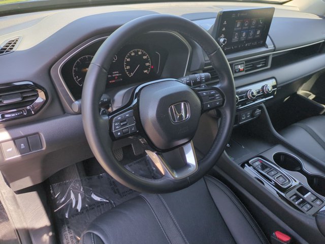 Used 2023 Honda Pilot Touring image 10