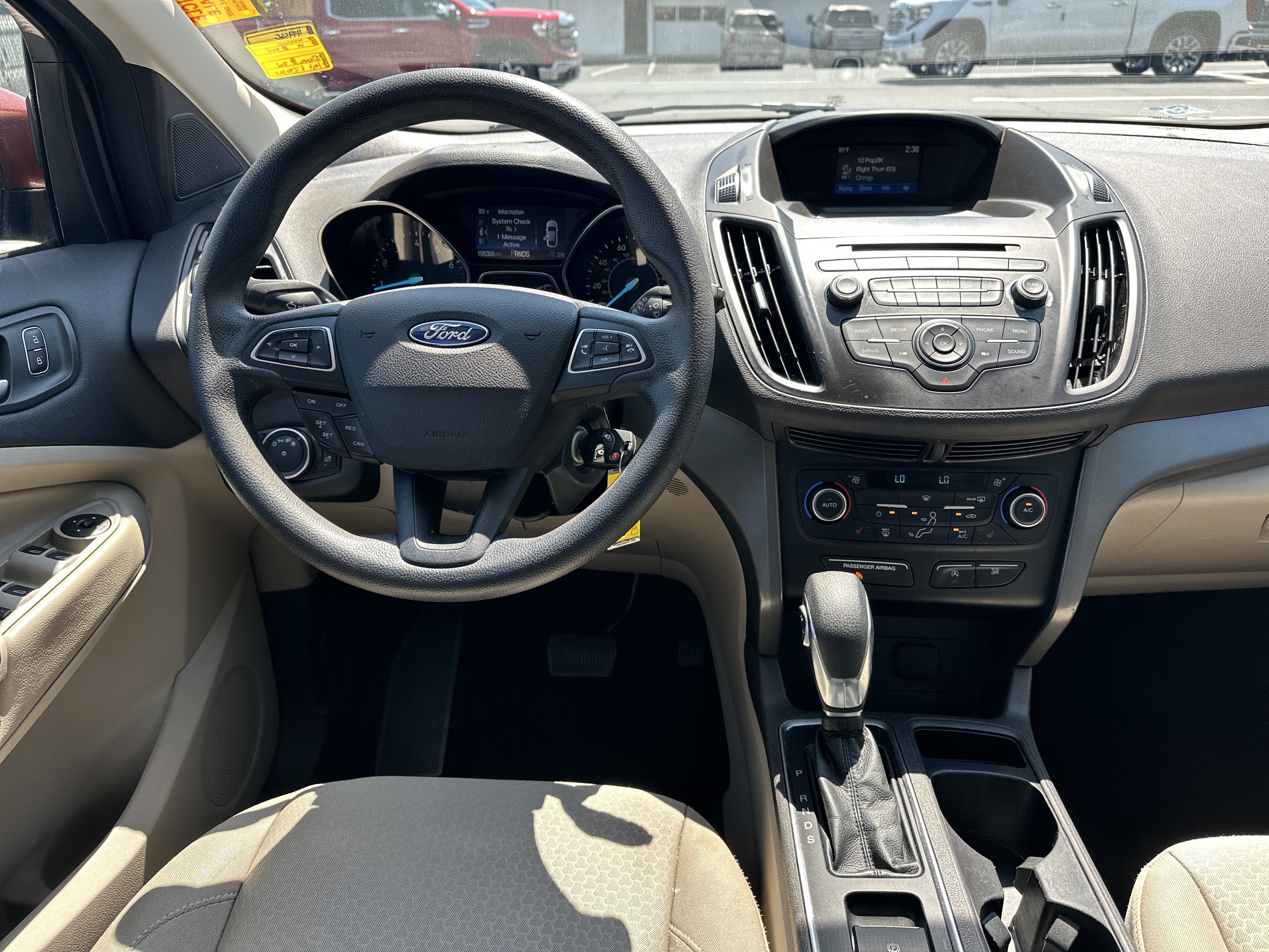 Used 2018 Ford Escape SE FWD image 16
