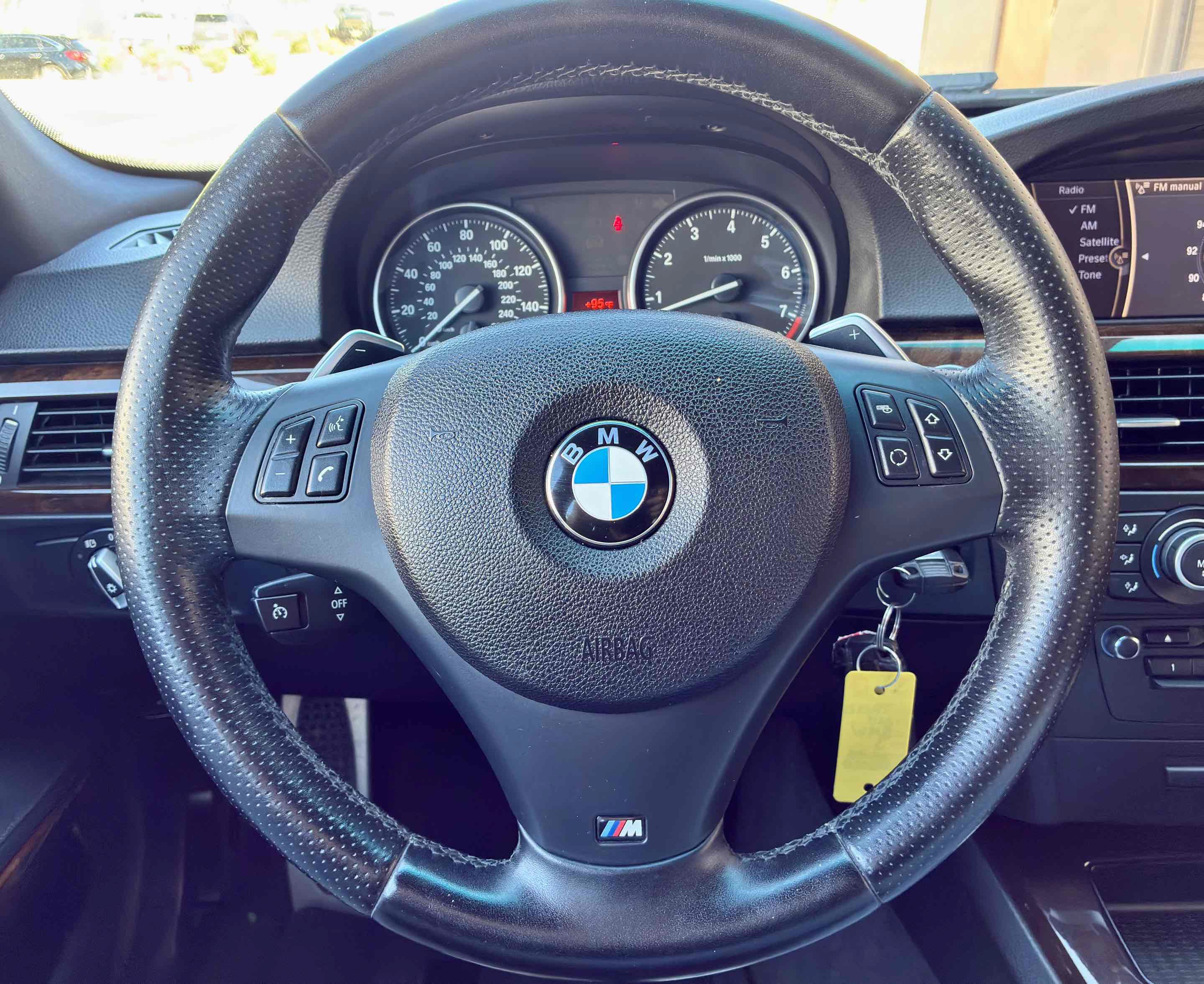 Used 2011 BMW 328i xDrive Wagon AWD/4WD image 19