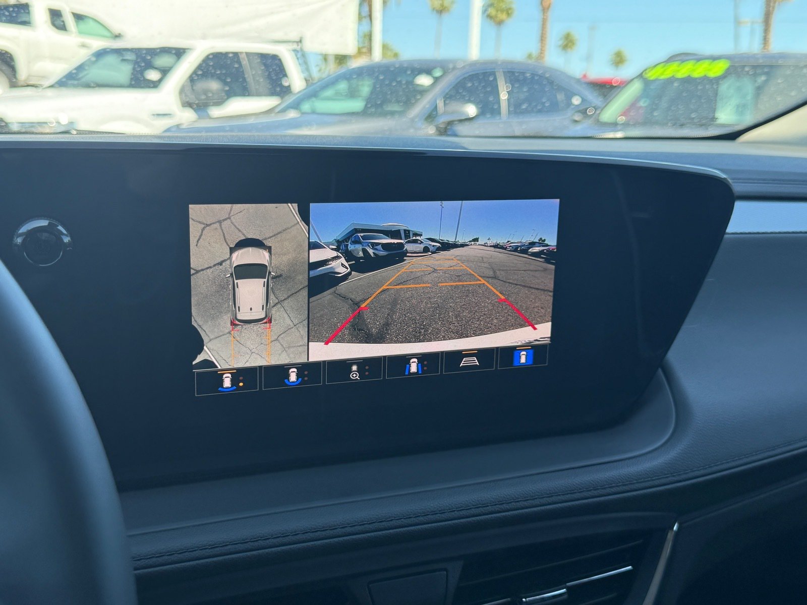 Used 2026 Buick Encore GX Avenir w/ Avenir Technology Package FWD image 17