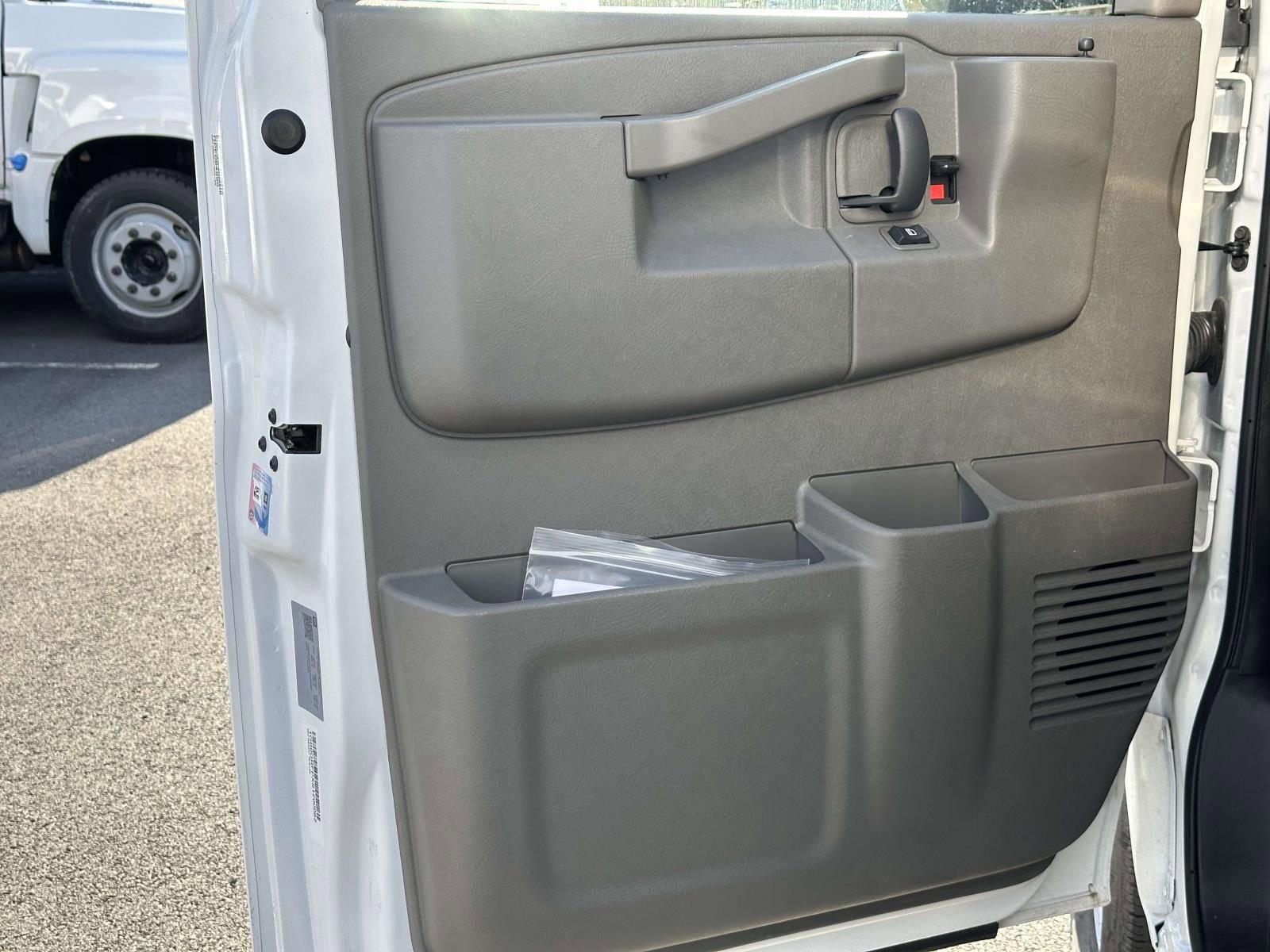 New 2025 Chevrolet Express 3500 w/ Power Convenience Package RWD image 18