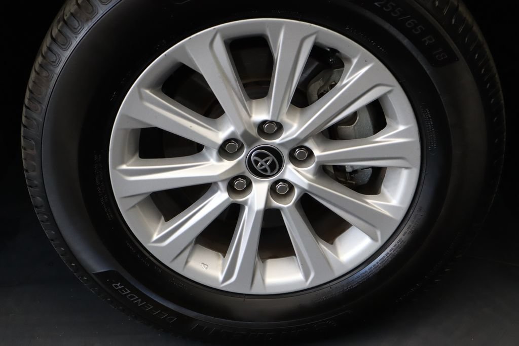 Used 2024 Toyota Grand Highlander AWD Hybrid image 10