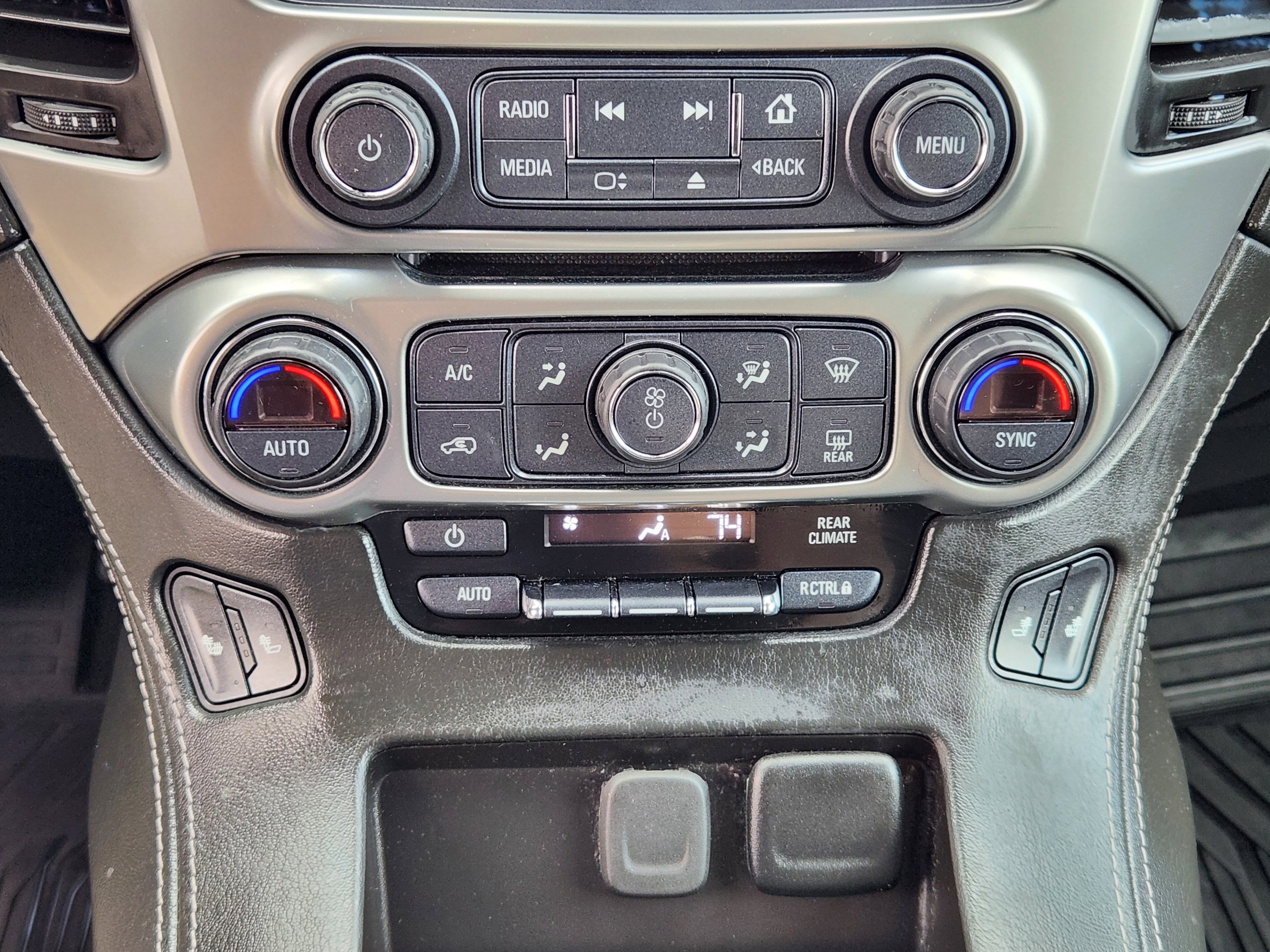 Used 2018 Chevrolet Tahoe LT image 19