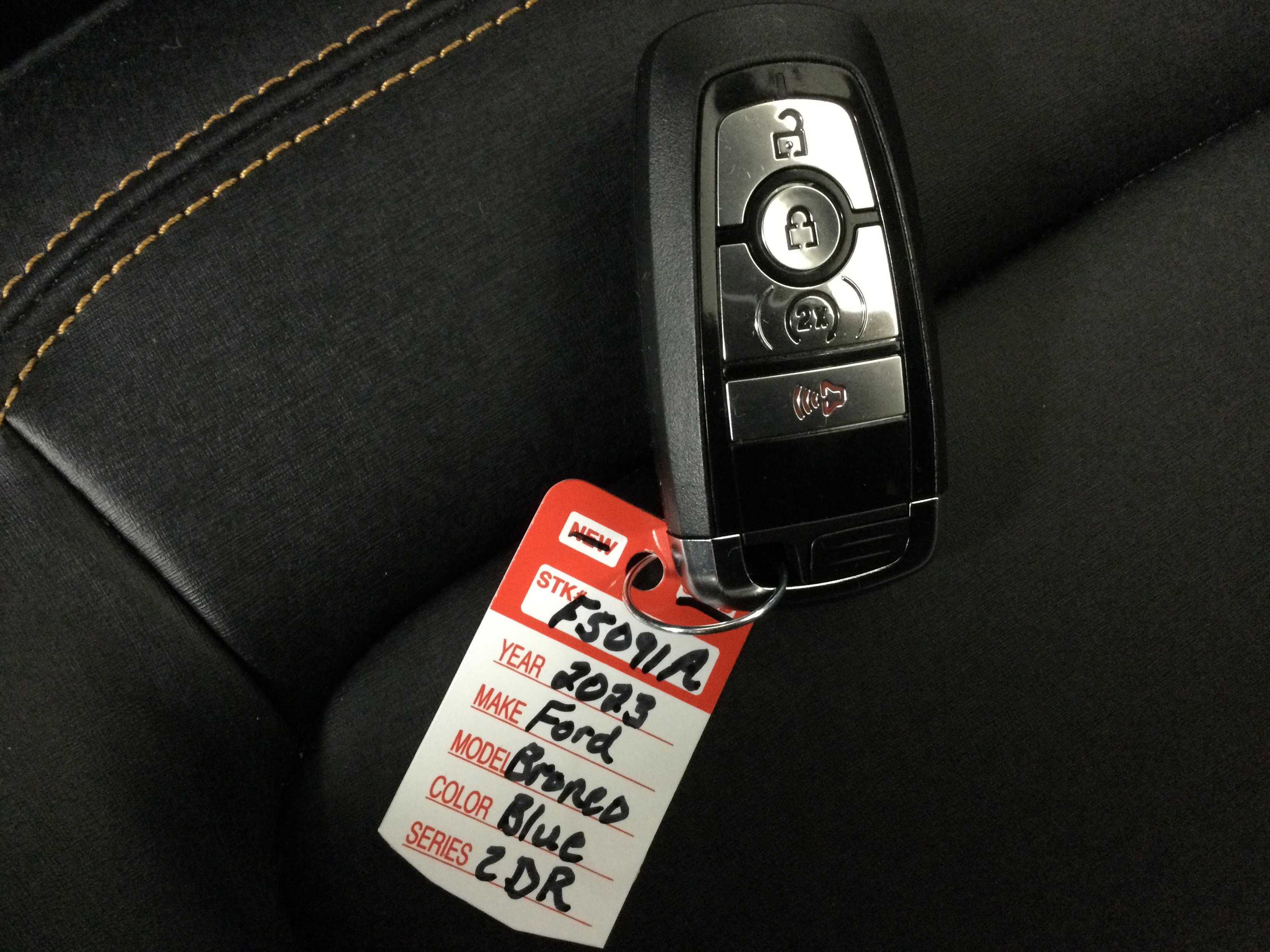 Used 2023 Ford Bronco Badlands w/ Sasquatch Package image 23