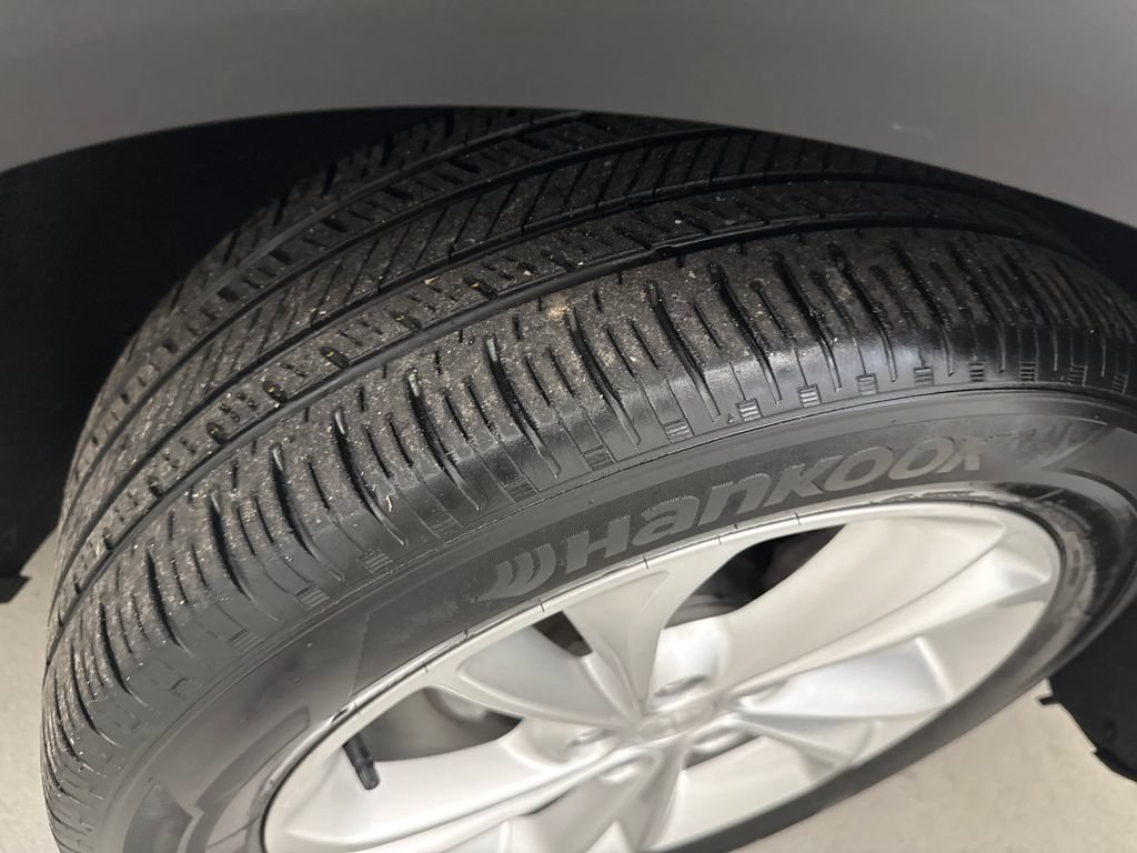 Certified 2023 Buick Encore GX Preferred w/ Cold Weather Comfort Package FWD image 29