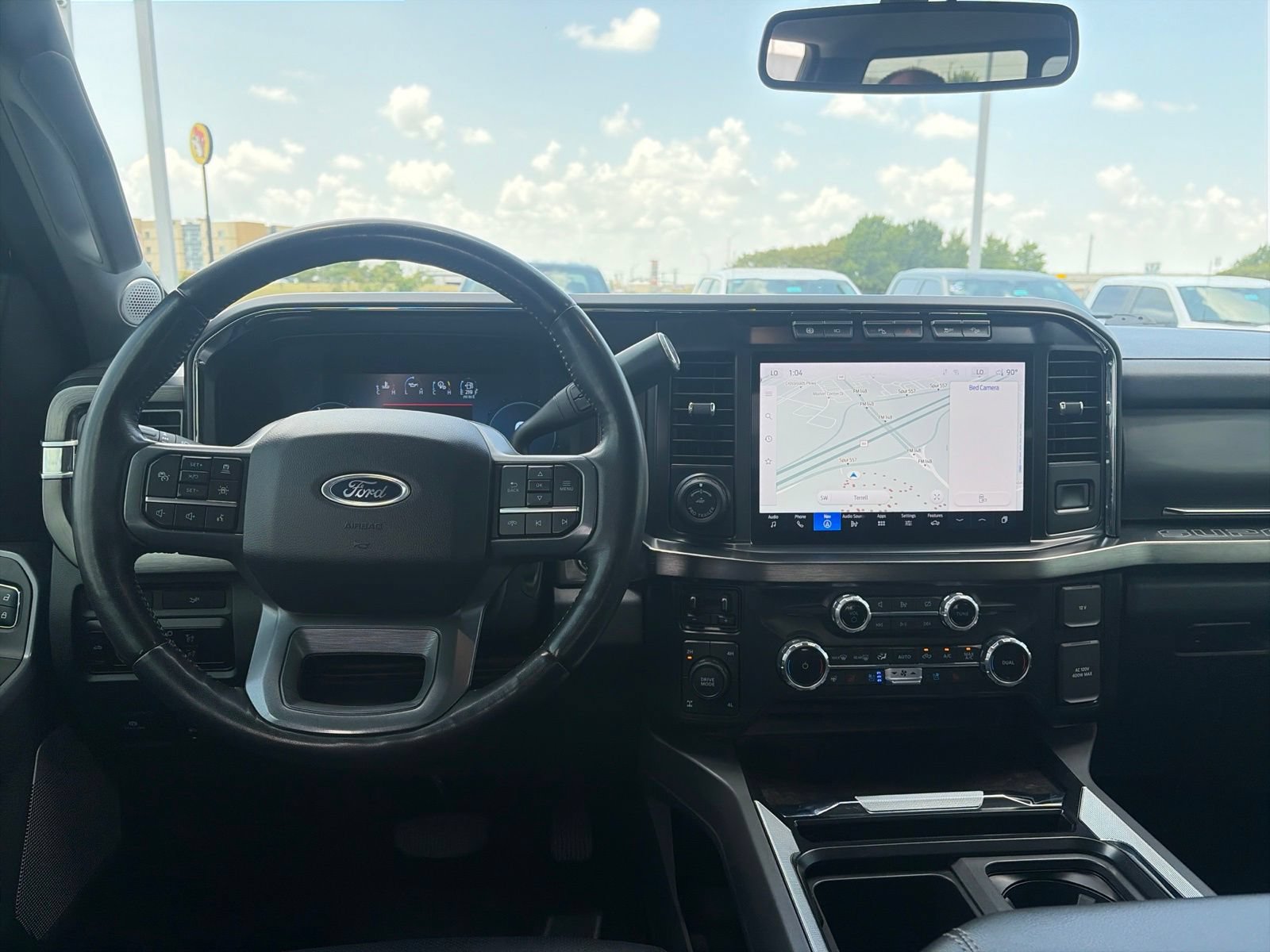 Used 2023 Ford F350 Lariat w/ Lariat Ultimate Package AWD/4WD image 30