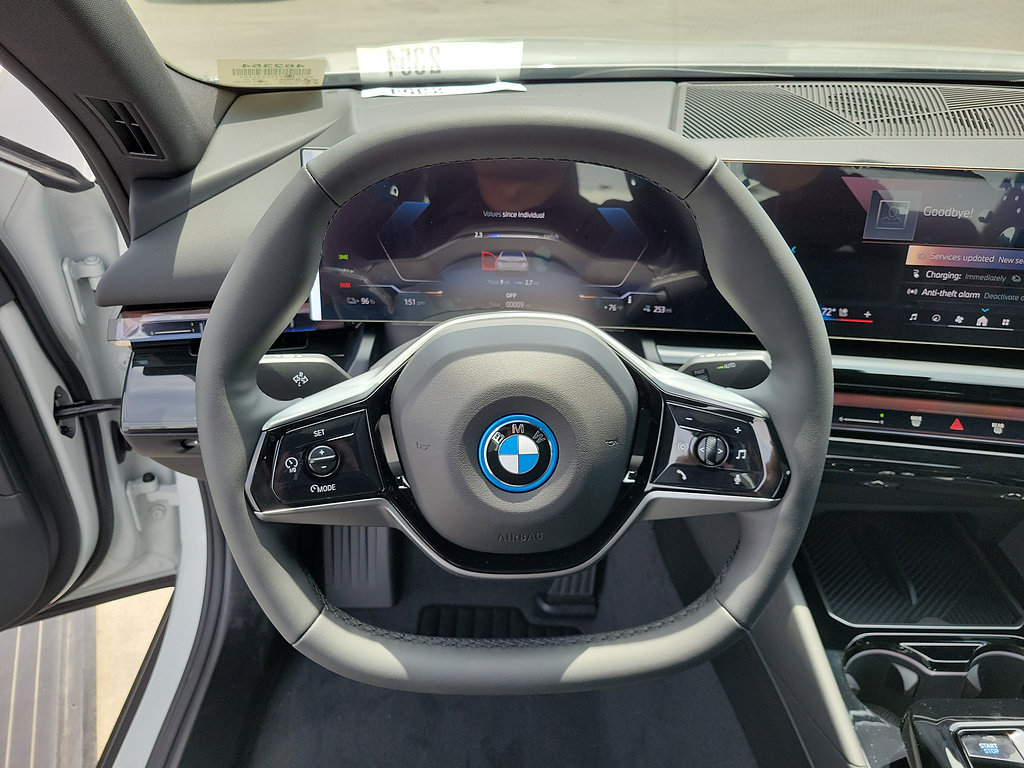 New 2026 BMW i5 M60 w/ Convenience Package RWD image 25