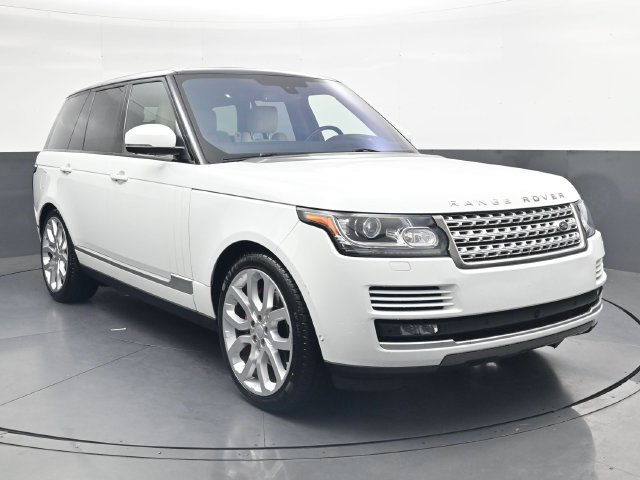 Used 2016 Land Rover Range Rover Supercharged AWD/4WD image 2