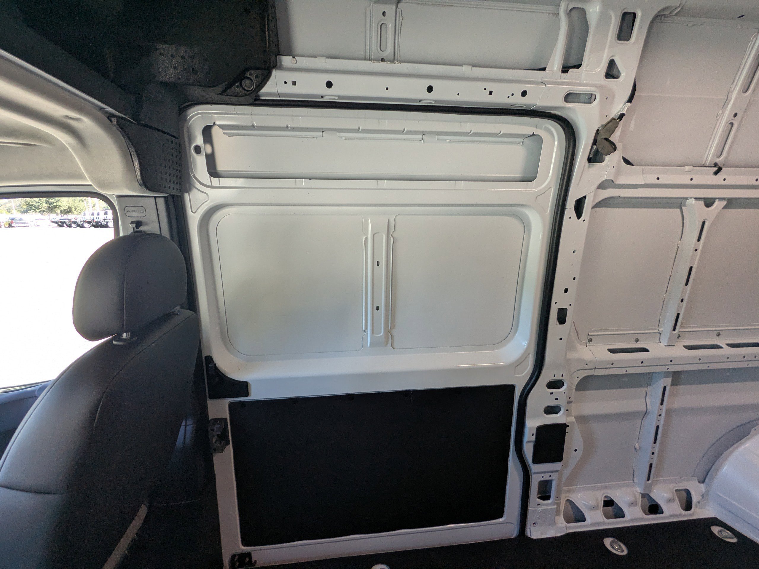 New 2026 RAM ProMaster 3500 w/ Convenience Group FWD image 15