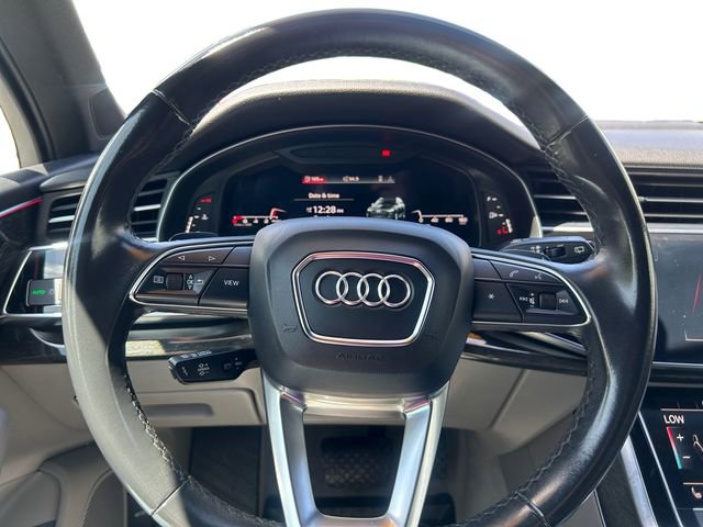 Used 2022 Audi Q7 2.0T Premium Plus AWD/4WD image 13