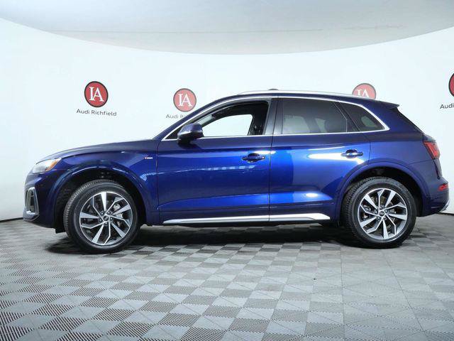 Used 2023 Audi Q5 2.0T Premium w/ Convenience Package AWD/4WD image 5