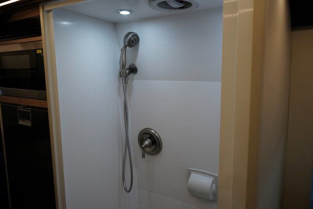 Used 2023 Mercedes-Benz Sprinter 2500 image 38