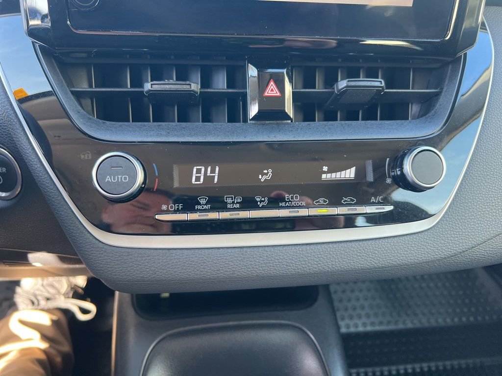 Used 2023 Toyota Corolla LE image 51