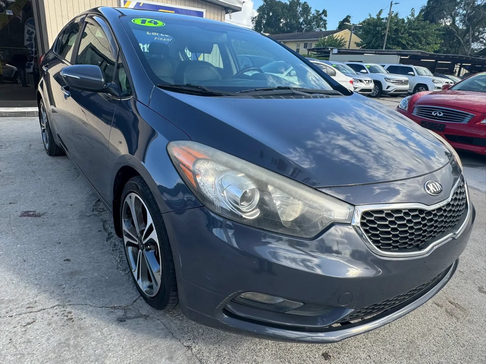 Used 2014 Kia Forte EX w/ Premium Package FWD image 4