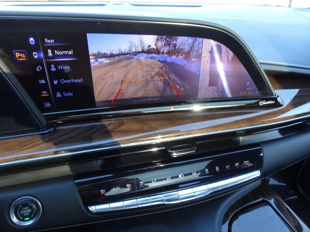 Used 2022 Cadillac Escalade ESV Sport Platinum image 17