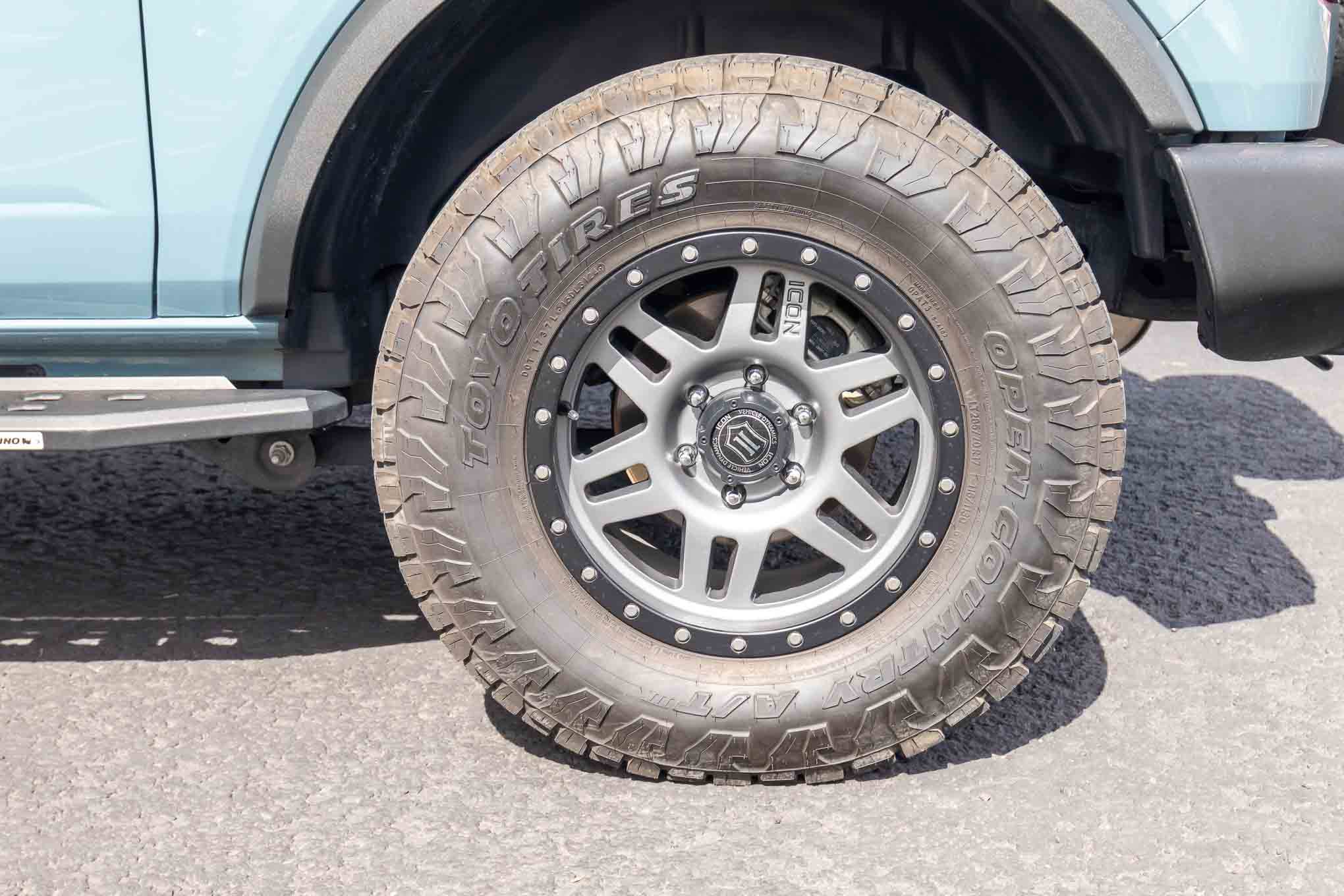 Used 2023 Ford Bronco 2-Door AWD/4WD image 30