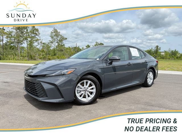 Used 2026 Toyota Camry LE image 1