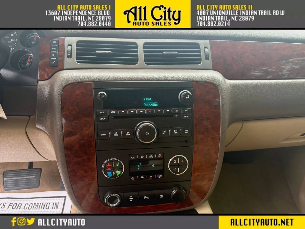 Used 2011 Chevrolet Silverado 1500 LTZ w/ LTZ Plus Package AWD/4WD image 32