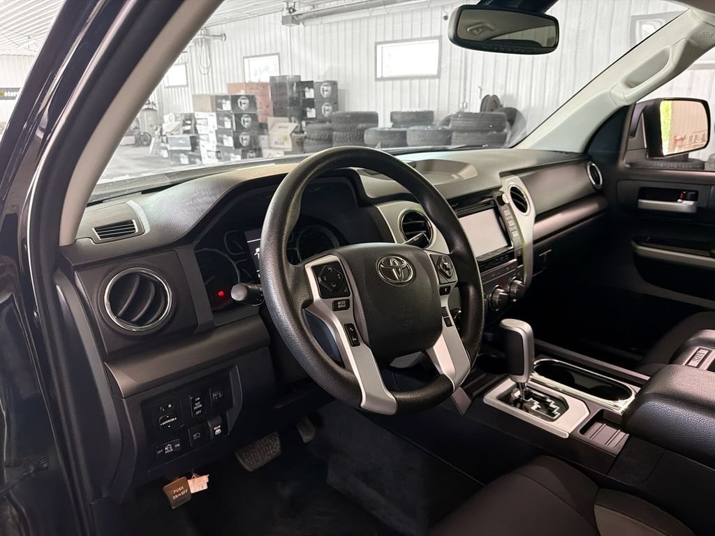 Used 2019 Toyota Tundra SR5 AWD/4WD image 8