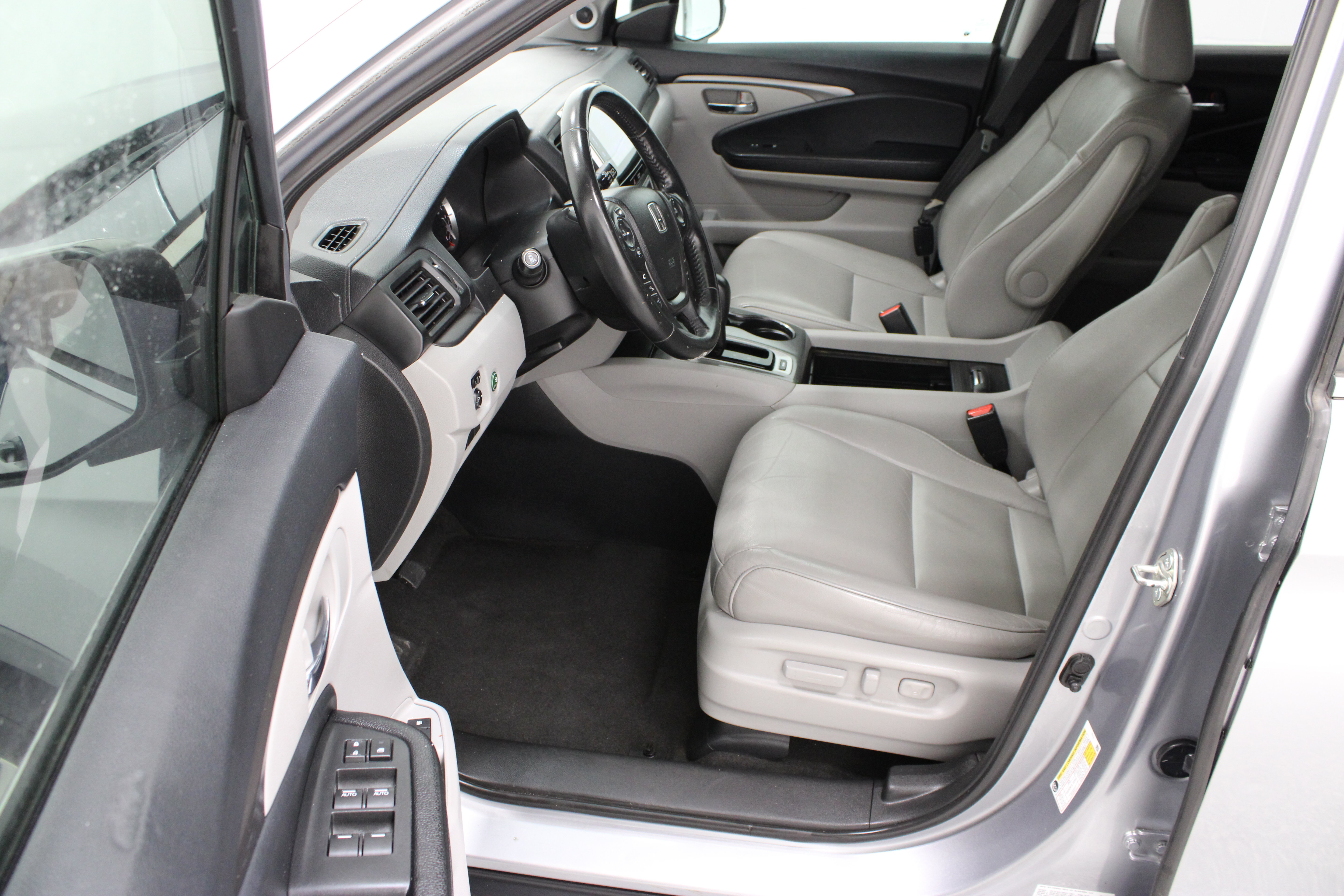 Used 2018 Honda Pilot EX-L image 14