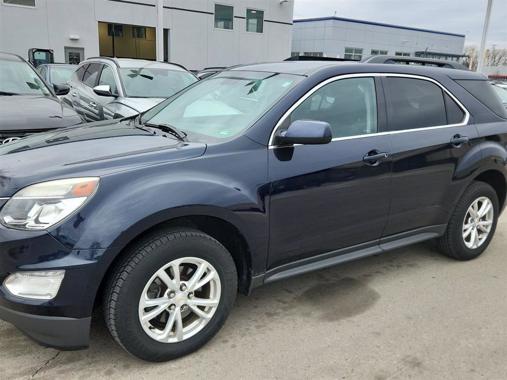 Used 2017 Chevrolet Equinox LT w/ Convenience Package image 8