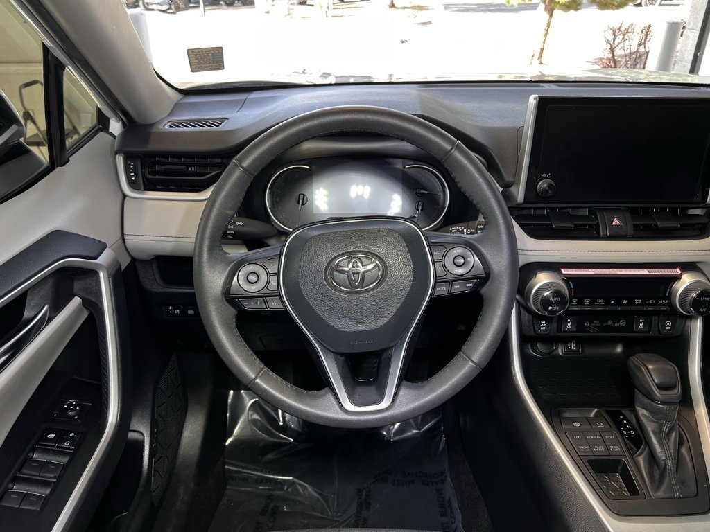 Used 2024 Toyota RAV4 XLE image 16