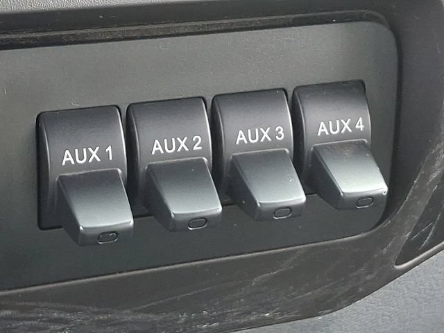 Used 2011 Ford F350 XL w/ PWR Equipment Group AWD/4WD image 17