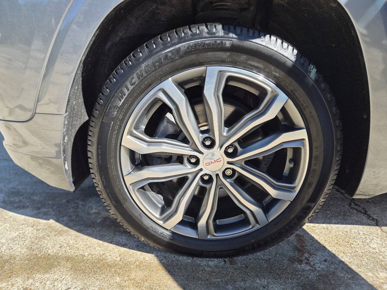 Used 2019 GMC Terrain Denali w/ Driver Alert Package II AWD/4WD image 22