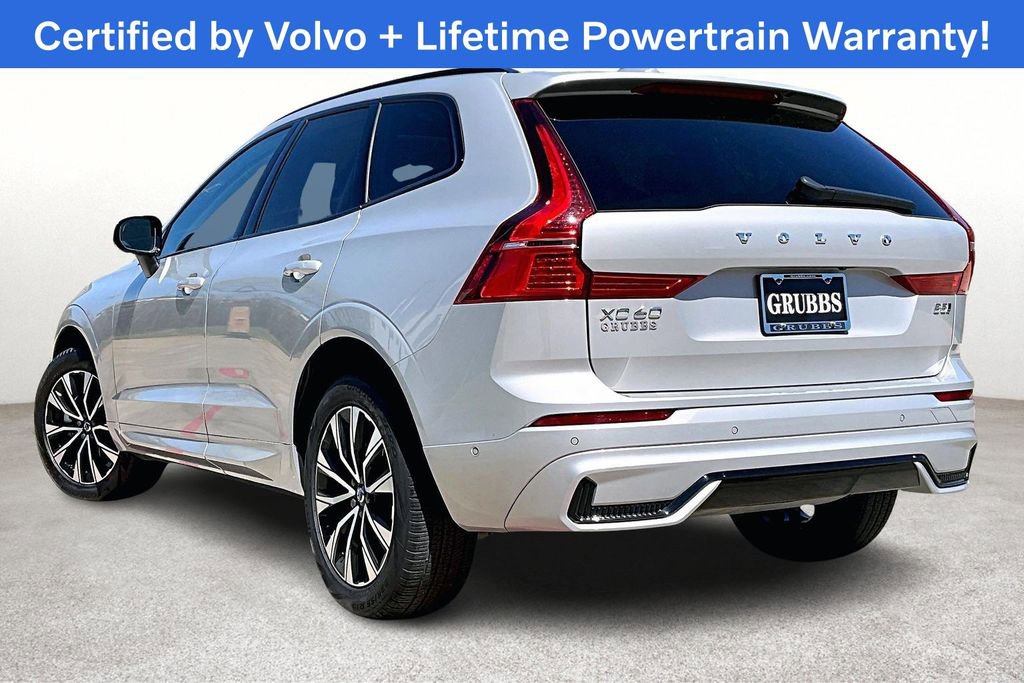 Used 2025 Volvo XC60 B5 Plus image 16