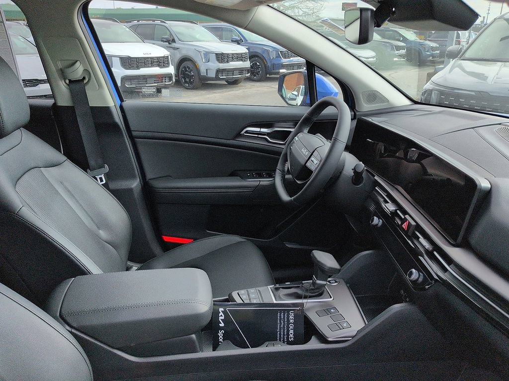 New 2026 Kia Sportage EX w/ EX Panorama Roof Package FWD image 7
