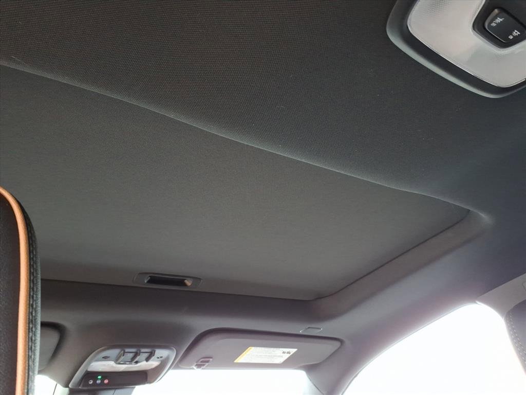 New 2026 GMC Canyon AT4 w/ Technology Plus Package image 15