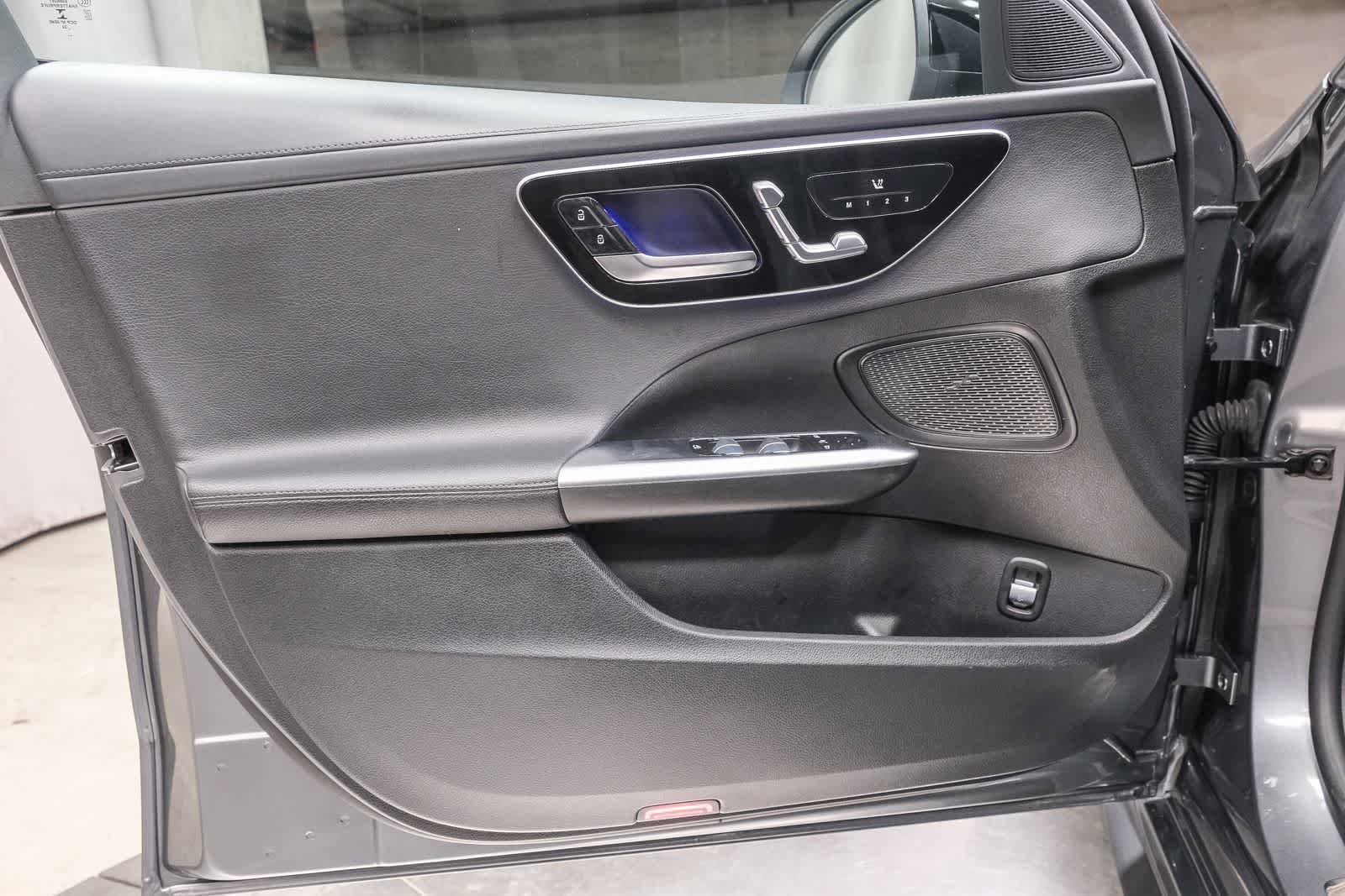 Certified 2022 Mercedes-Benz C 300 Sedan image 19