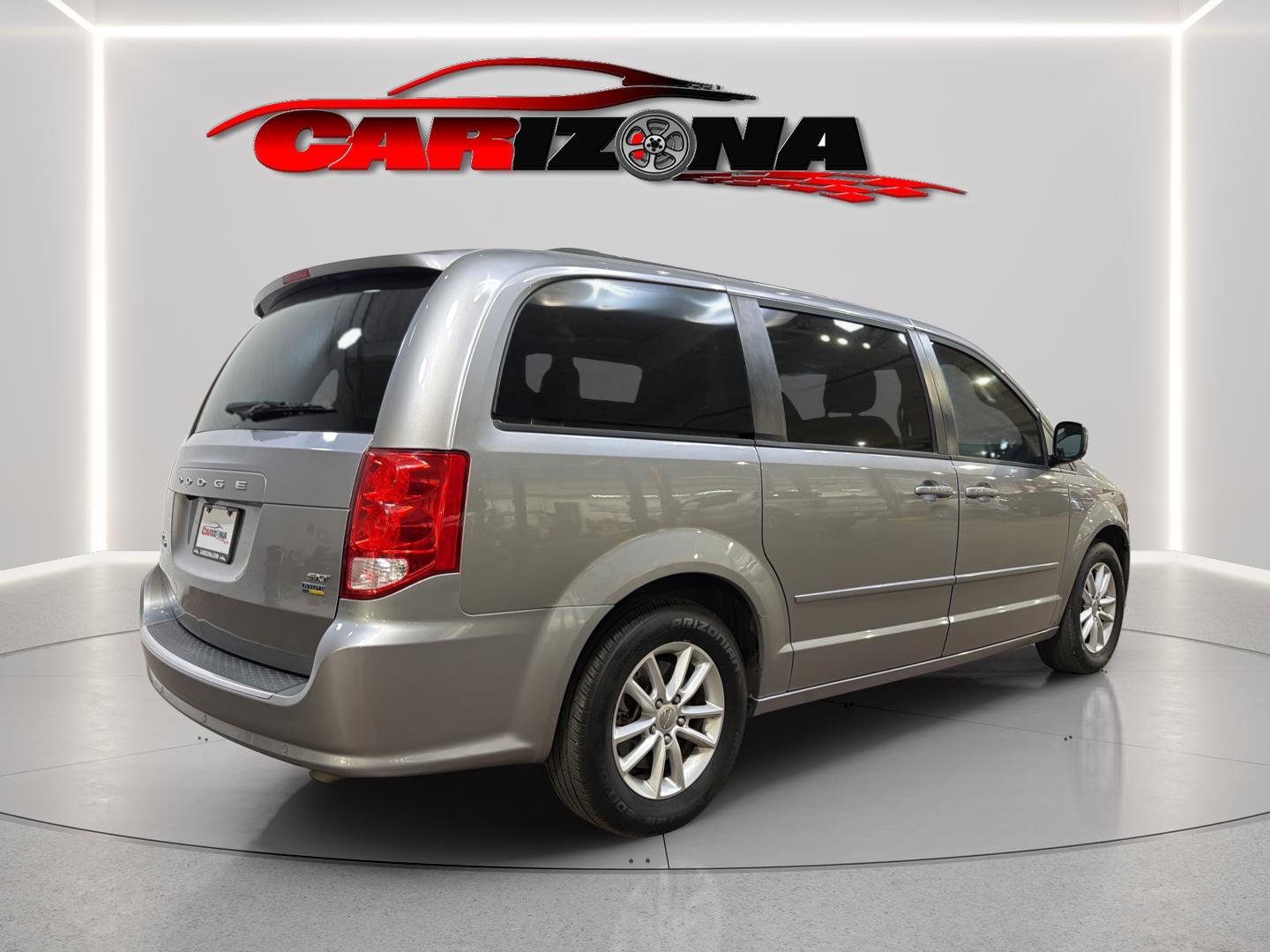 Used 2016 Dodge Grand Caravan SXT w/ Rear Park Assist Package image 10