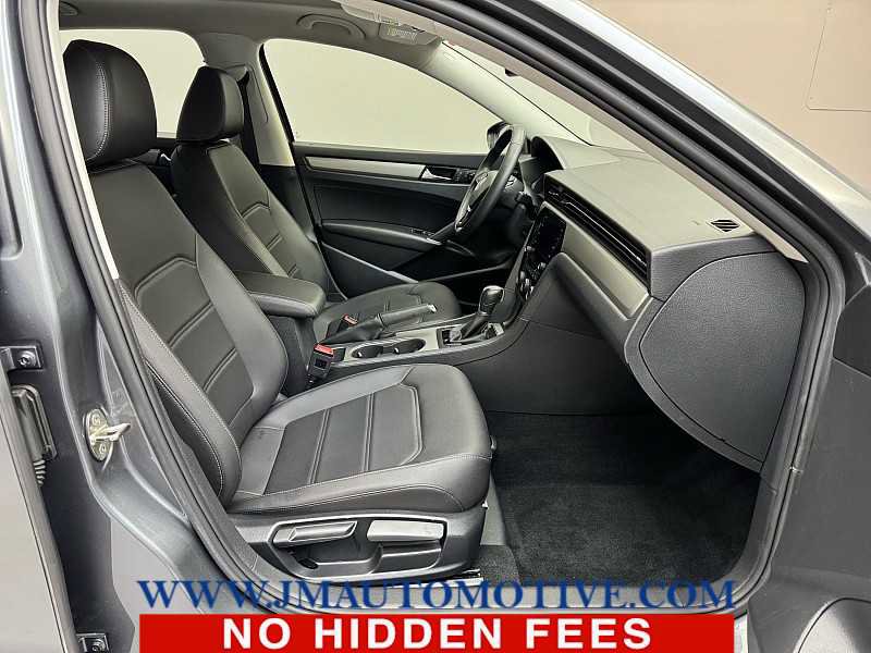 Used 2021 Volkswagen Passat 2.0T SE image 20