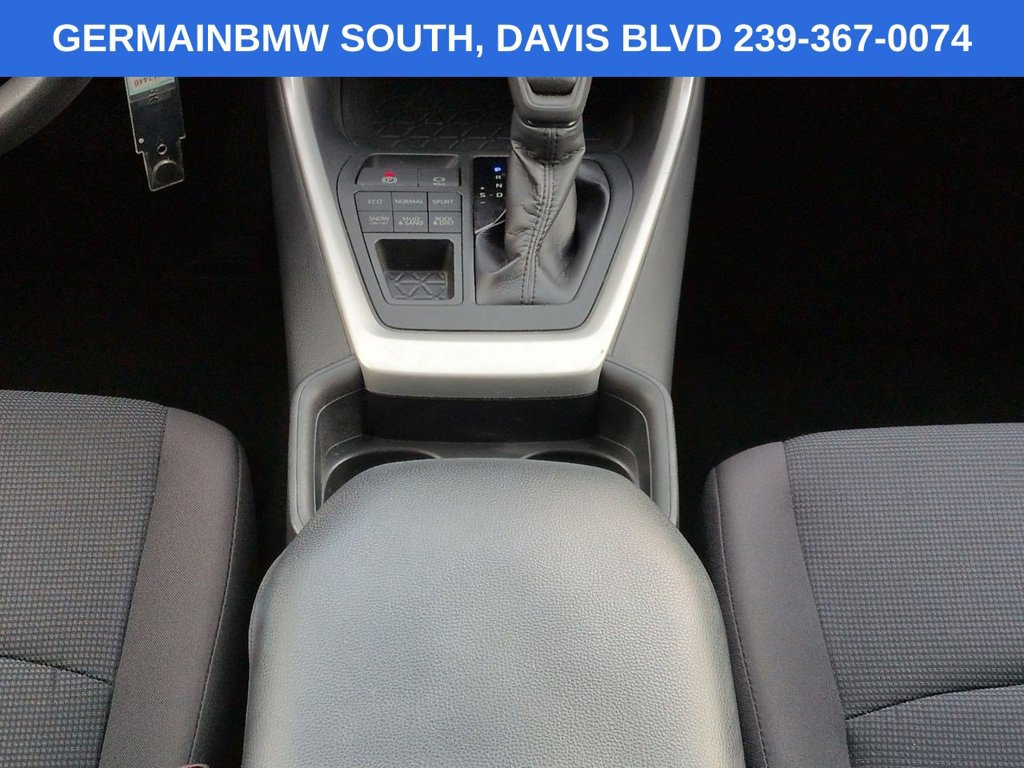 Used 2019 Toyota RAV4 LE AWD/4WD image 20