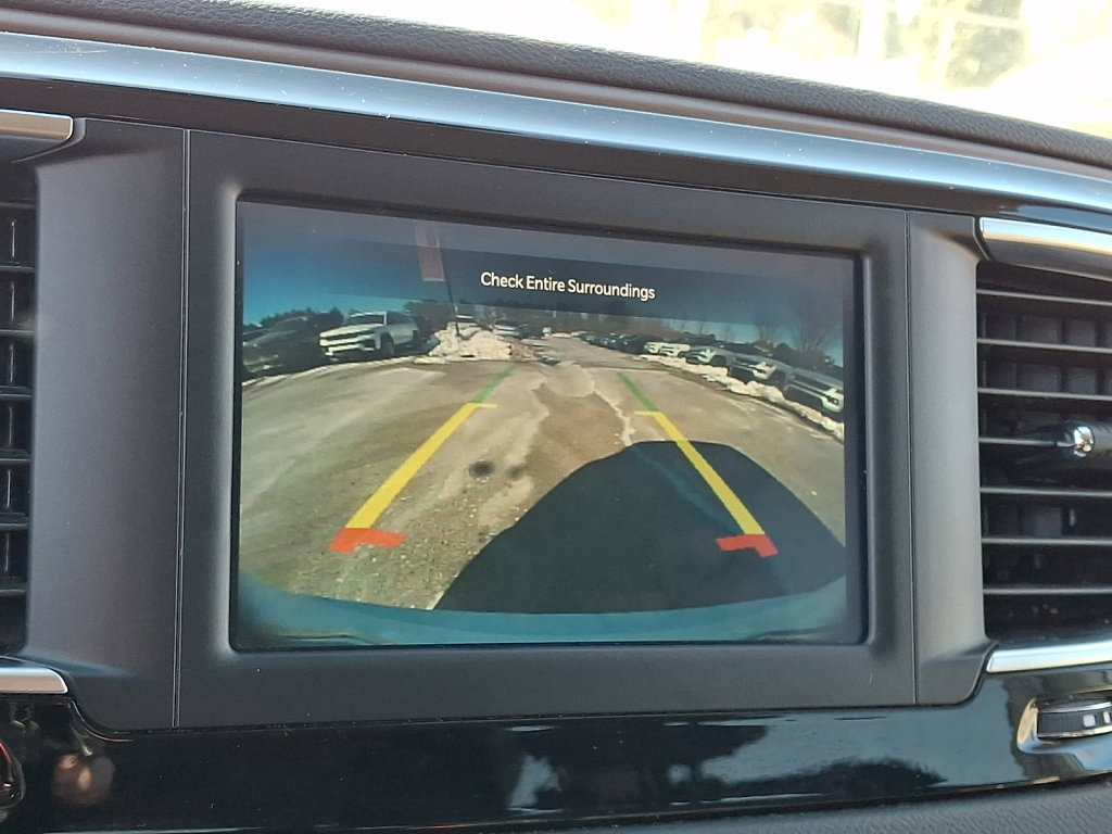 Used 2023 Chrysler Voyager LX image 29