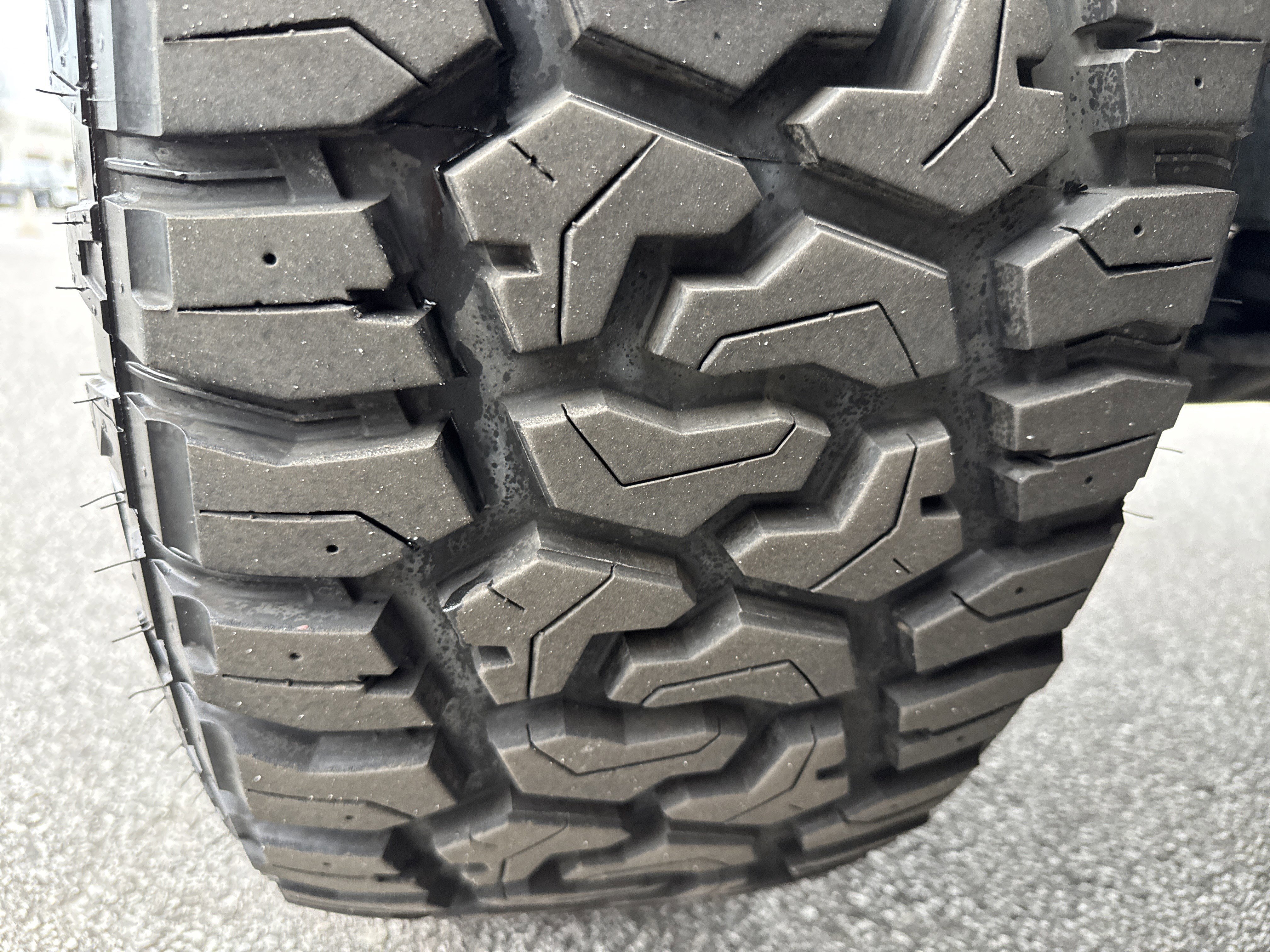 Used 2018 Chevrolet Silverado 2500 LTZ w/ Duramax Plus Package image 12