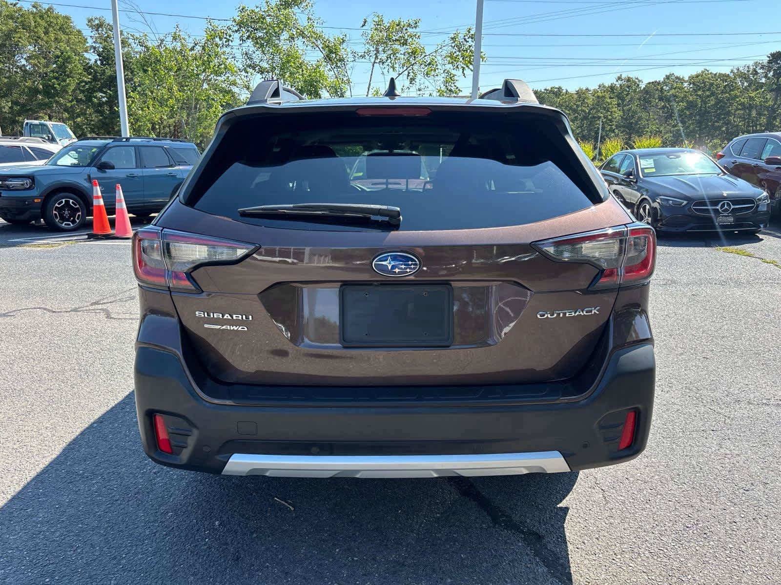Used 2022 Subaru Outback Limited AWD/4WD image 4