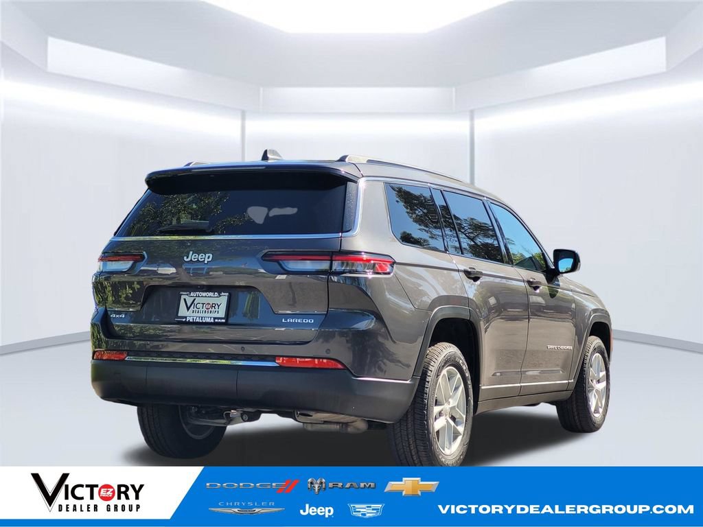 Used 2024 Jeep Grand Cherokee L Laredo AWD/4WD image 5