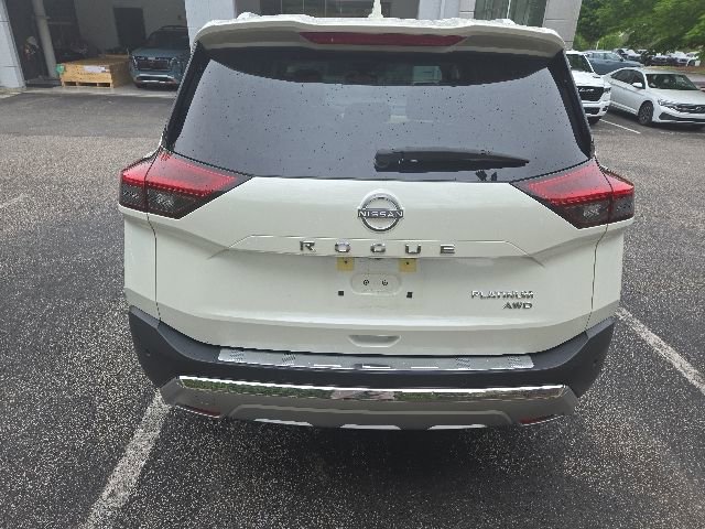 Certified 2023 Nissan Rogue Platinum w/ Platinum Premium Package AWD/4WD image 3