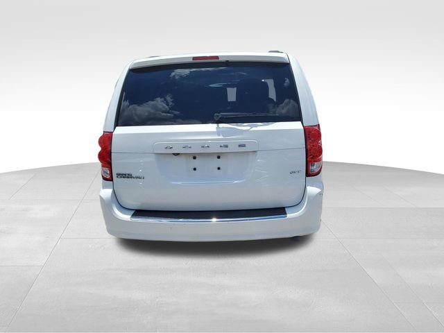 Used 2016 Dodge Grand Caravan SXT FWD image 5