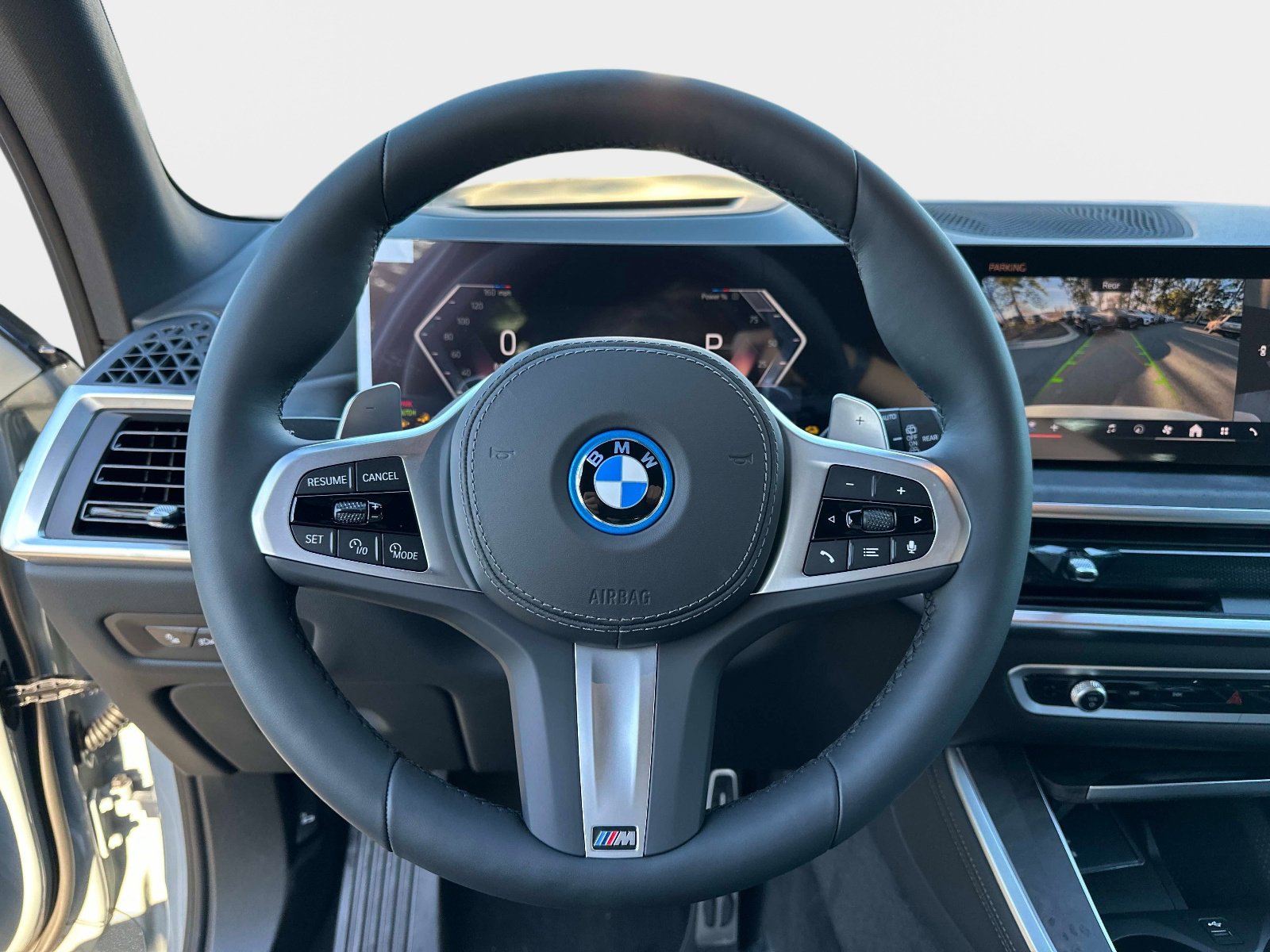 New 2026 BMW X5 xDrive50e w/ M Sport Package AWD/4WD image 23