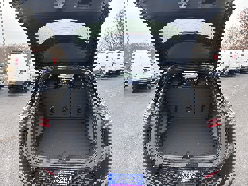 New 2026 Chevrolet Equinox EV RS image 36