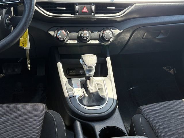 Used 2023 Kia Forte LXS w/ LXS Technology Package FWD image 17